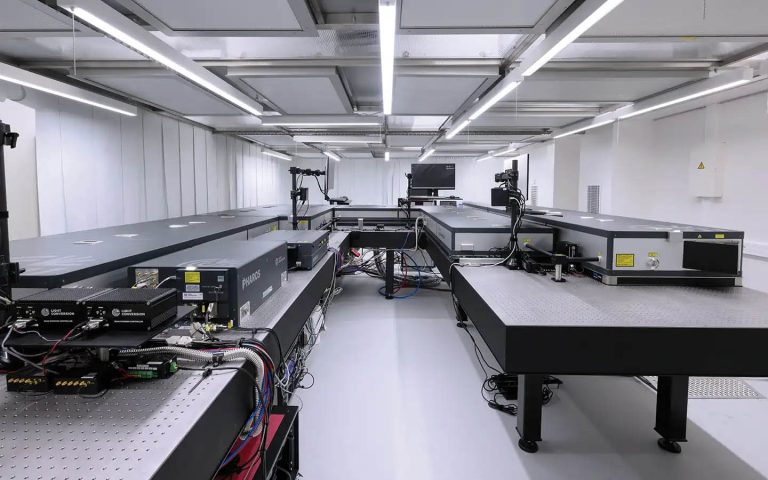 OPCPA-HE 高脉冲能量 OPCPA 系统